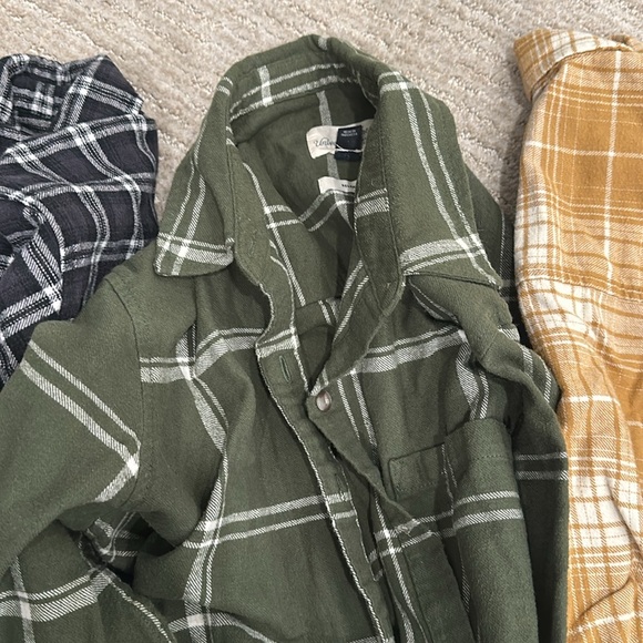 Flannel button ups - Picture 3 of 7